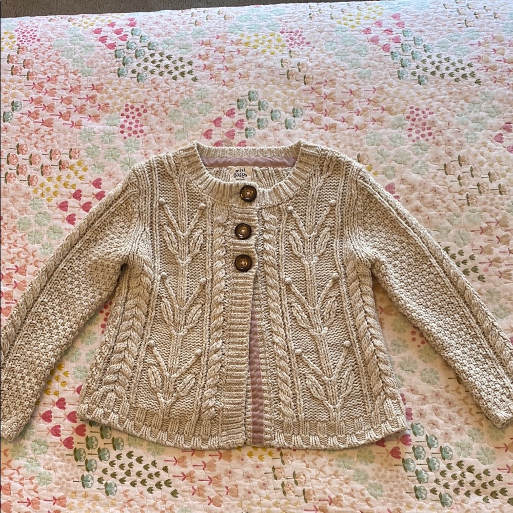 Cozy Cable Knit Sweater - Cream